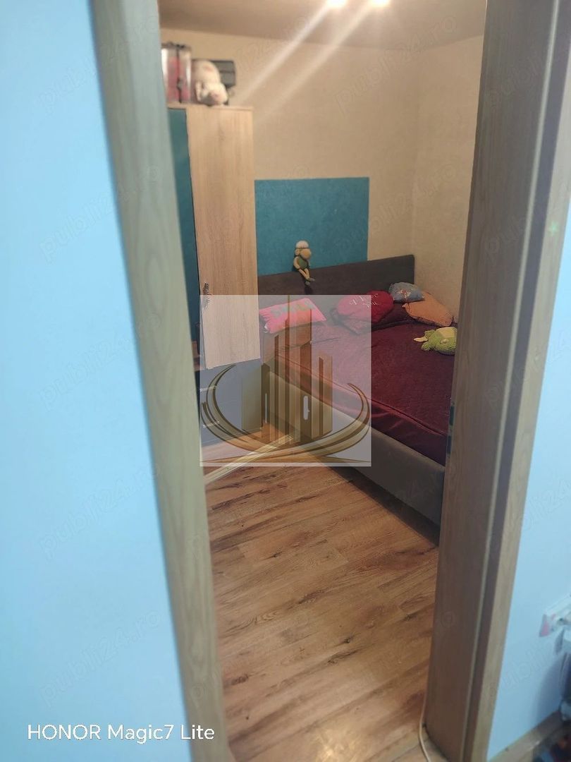Apartament la etajul 1, baie cu geam și bucătărie închisă | Calea Șagu - foto 3