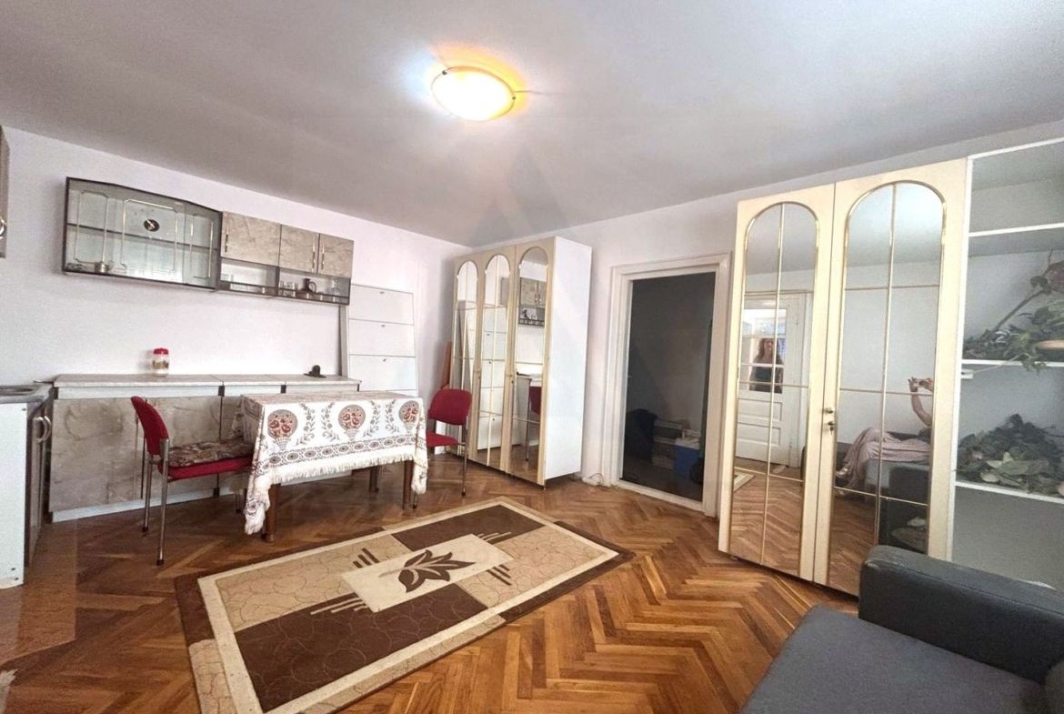 Casă individuală în Lazaret  115 mp utili  Teren 133 mp  D+P+pod - foto 2