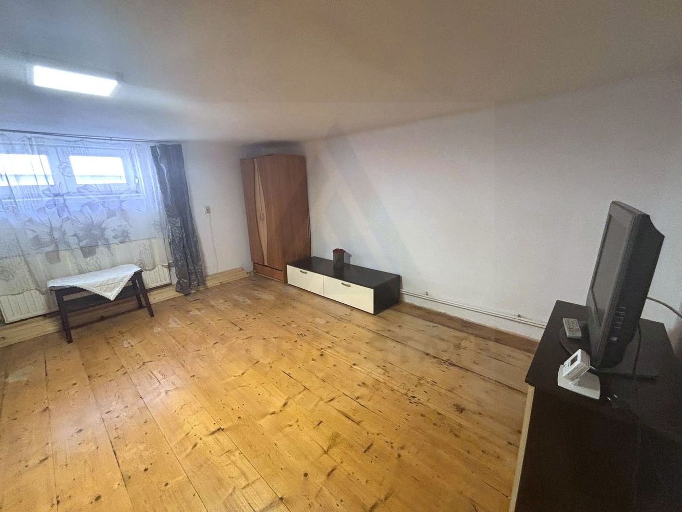 Casă individuală în Lazaret  115 mp utili  Teren 133 mp  D+P+pod - foto 5