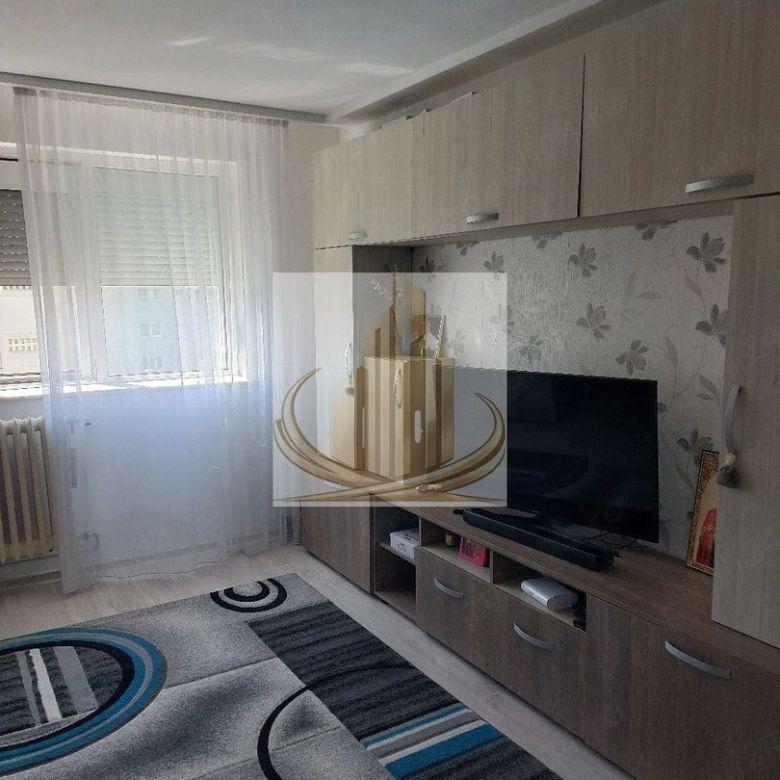 Vând apartament 2 camere - Imagine principala