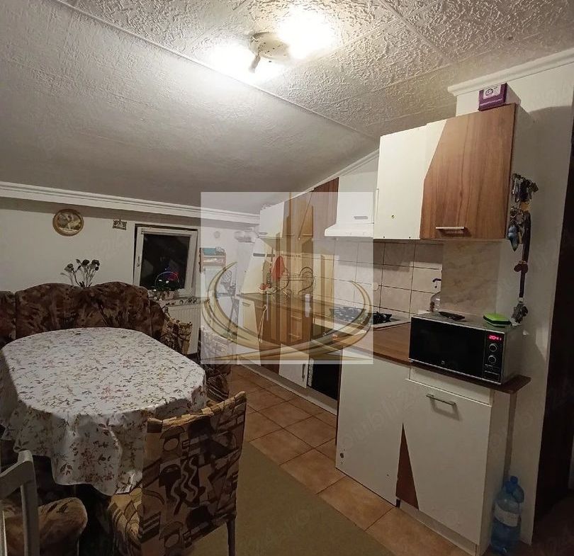 Apartament spațios cu 3 dormitoare și balcon | Zona Calea Șagului - foto 4