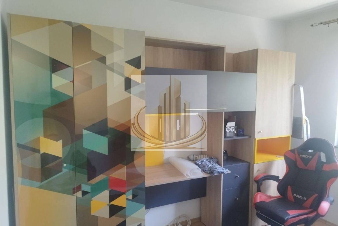 Apartament cu 3 camere, complet renovat și mobilat | Calea Șagului - foto 3