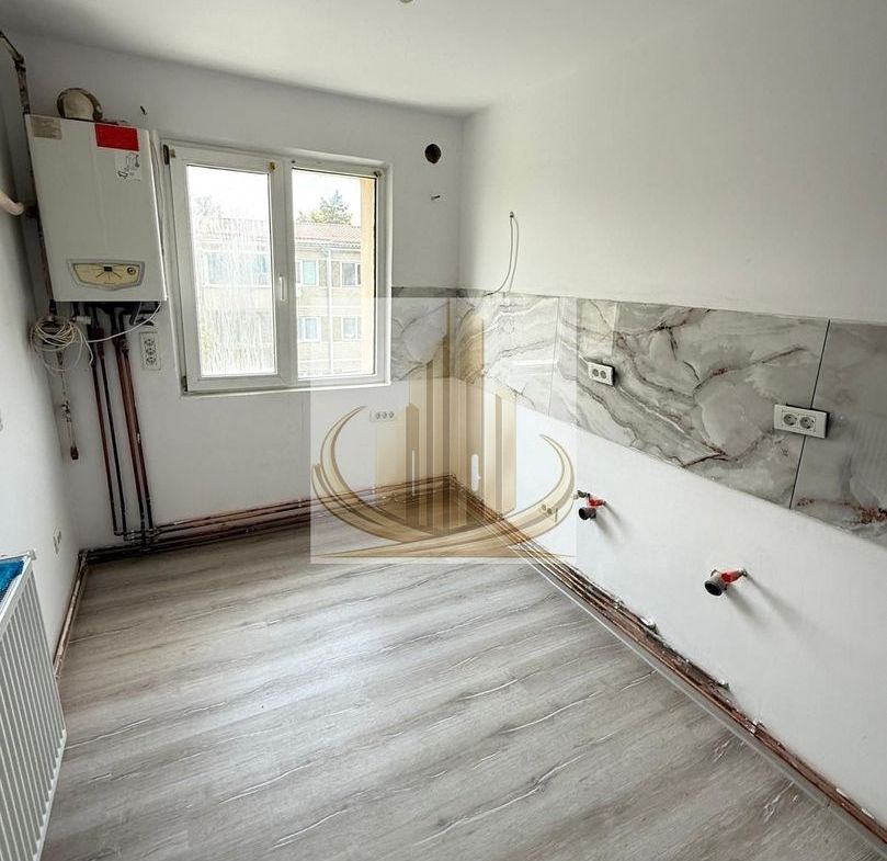 Apartament modern 3 camere, 2 băi, balcon și boxă – Zona Șagului - foto 2