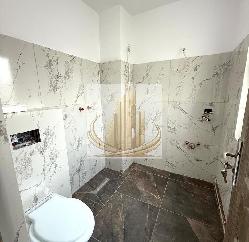 Apartament modern 3 camere, 2 băi, balcon și boxă – Zona Șagului - foto 3