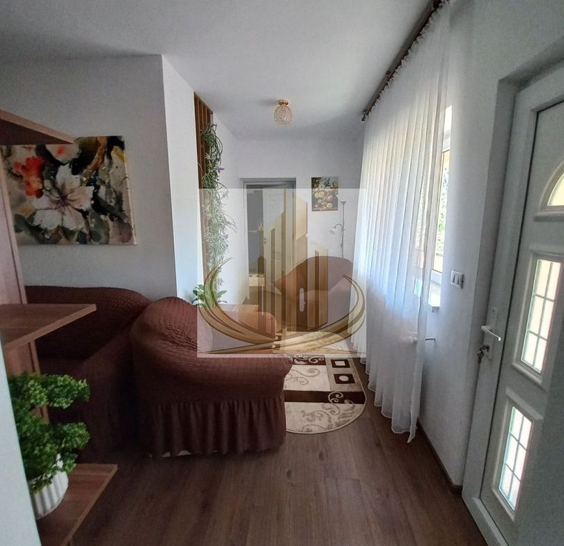 Apartament spațios la casă, curte & parcare – zona Mehala - foto 4