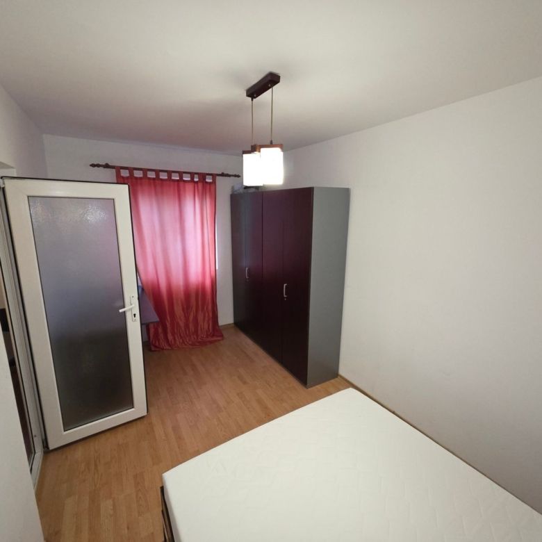 De Închiriat – Apartament 3 Camere | Zona Inel II, Constanța | Etaj 1 - Imagine principala