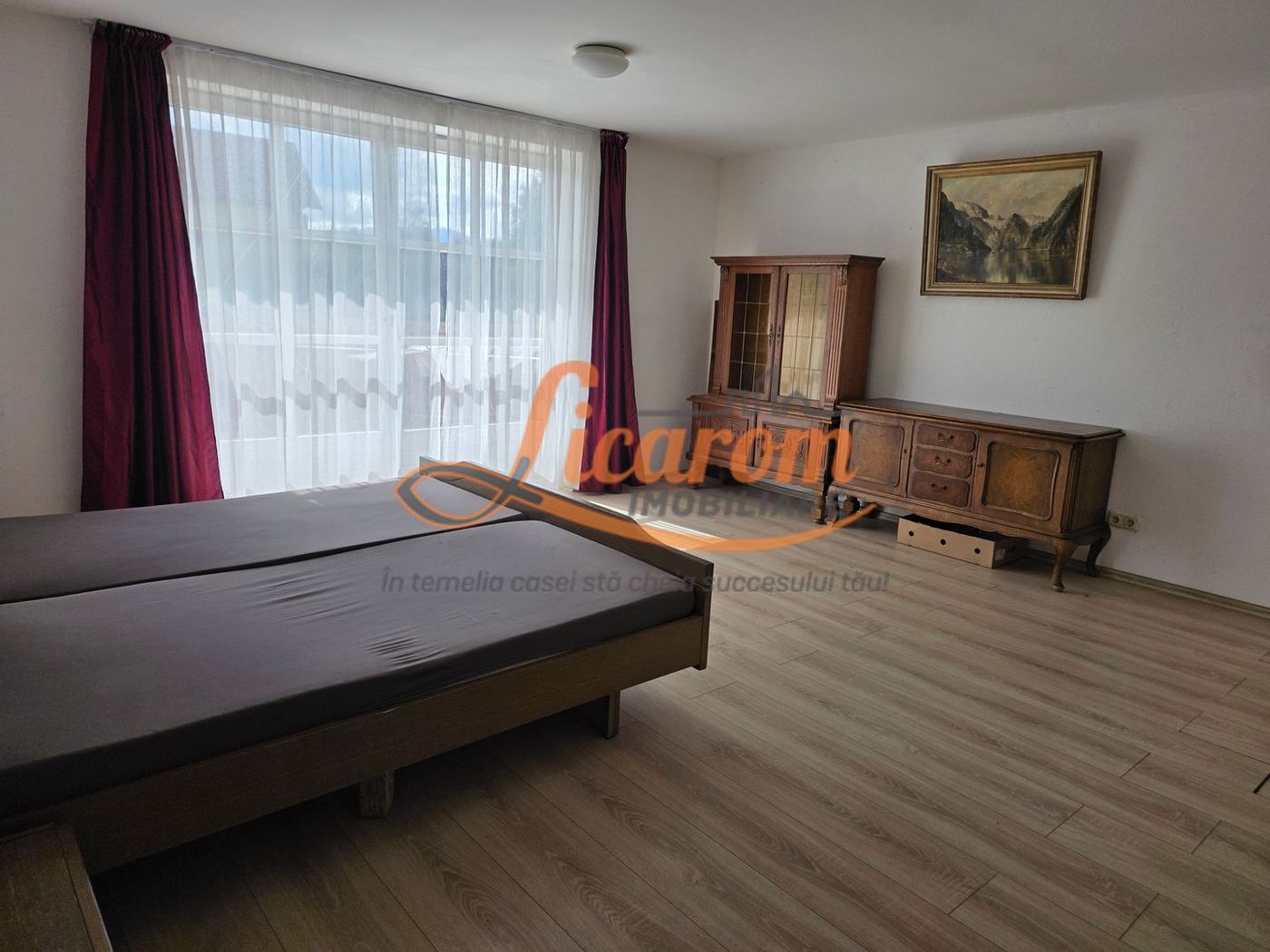 Apartament 3 camere Comuna Cristian,mobilat si utilat 430 euro. - foto 2