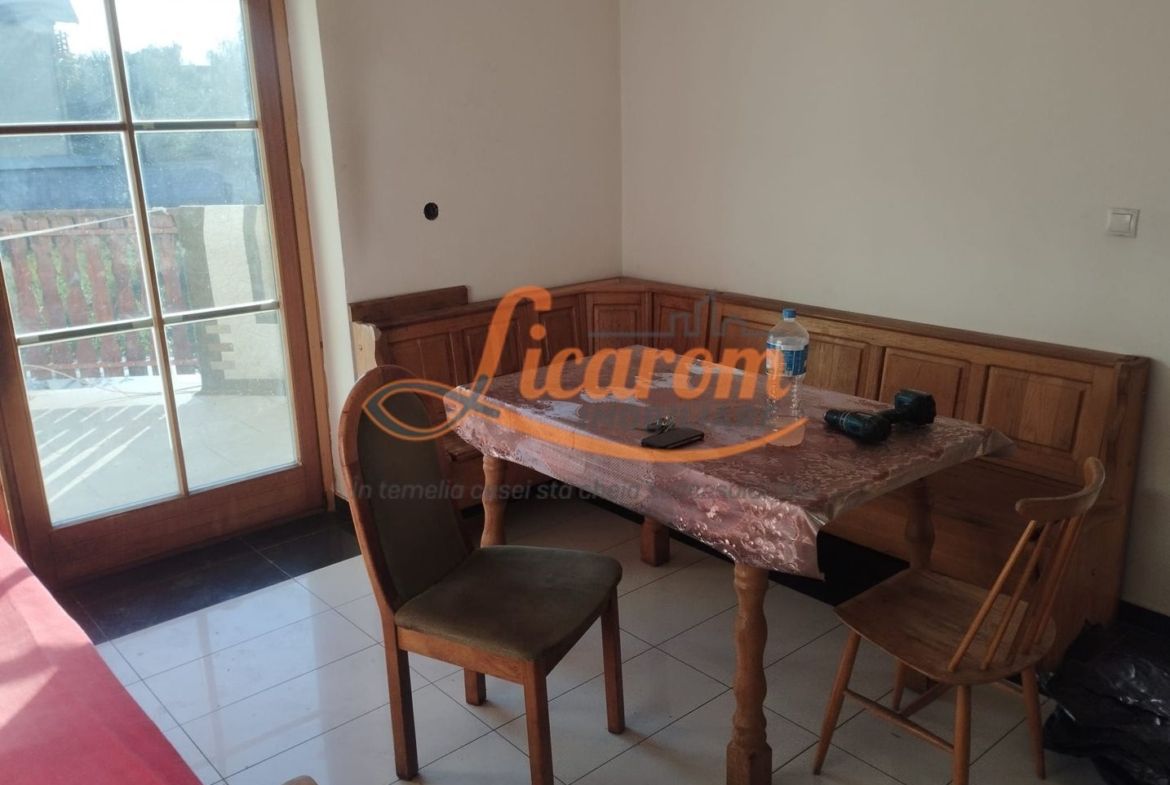 Apartament 3 camere Comuna Cristian,mobilat si utilat 430 euro. - foto 6