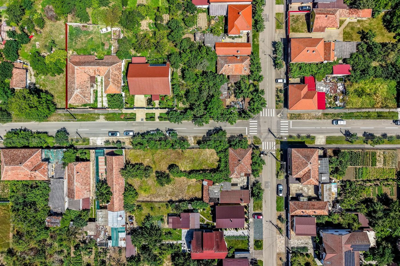 Casă cu teren 1018 mp și 2 fronturi stradale - Bujac - foto 4 Casă cu teren 1018 mp și 2 fronturi stradale - Bujac - foto 4