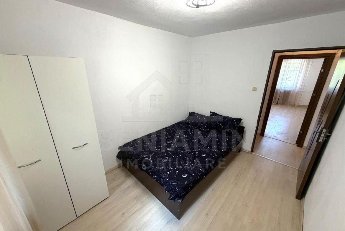 3Camere-Etaj1-Vedere Blaterala-Teava De Gaze-Craiovita-Zona Materna - foto 4