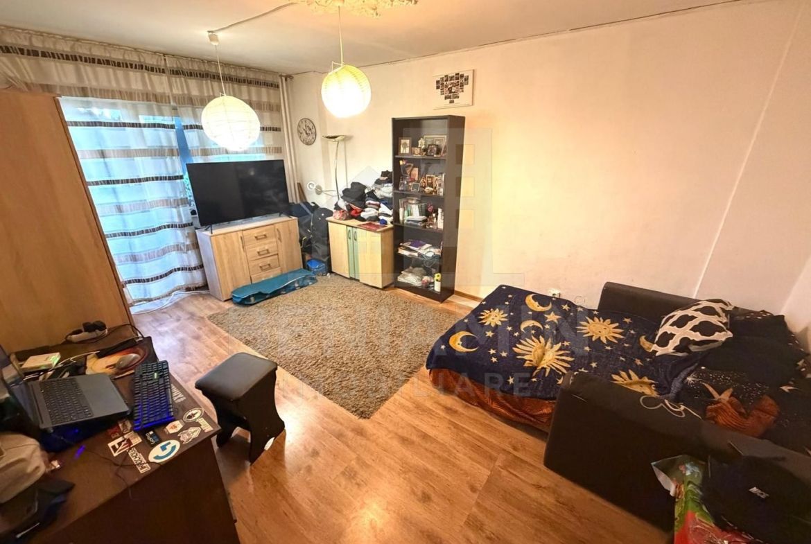 2Decomandate-Etaj2-Centrala Termica-Apa Separata-51mp-Piata Garii - foto 2