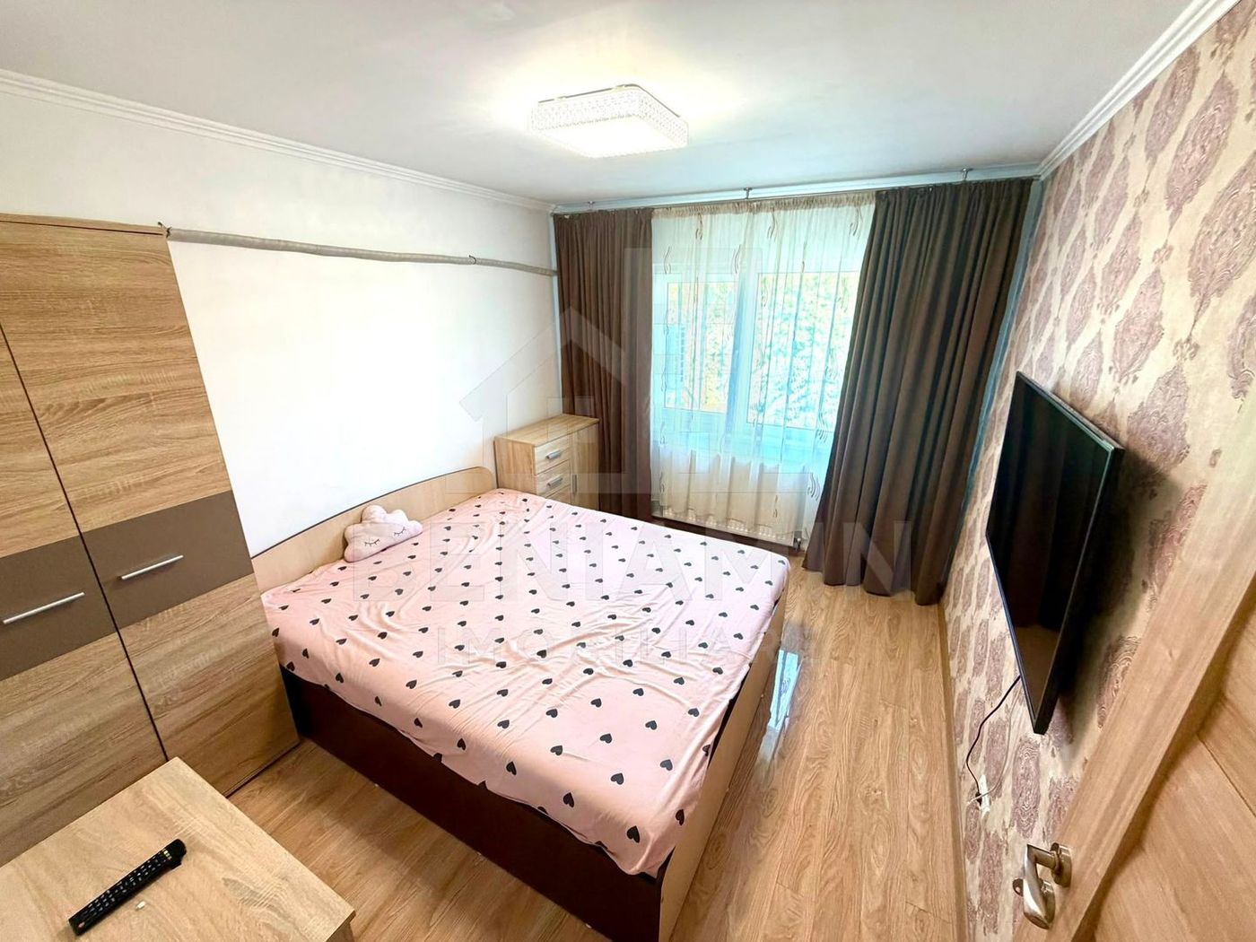 Apartament 3 camere si 2 bai Rovine decomandat 67mp  an1985 - foto 4