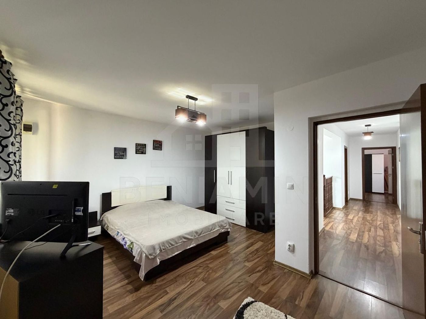 Casa moderna 5 Dormitoare 524mp teren Bariera Valcii -mobilata - foto 6