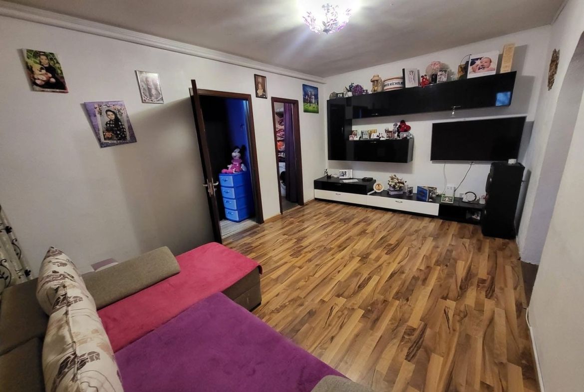 Apartament 3 camere, în Țiglina 3 - foto 2