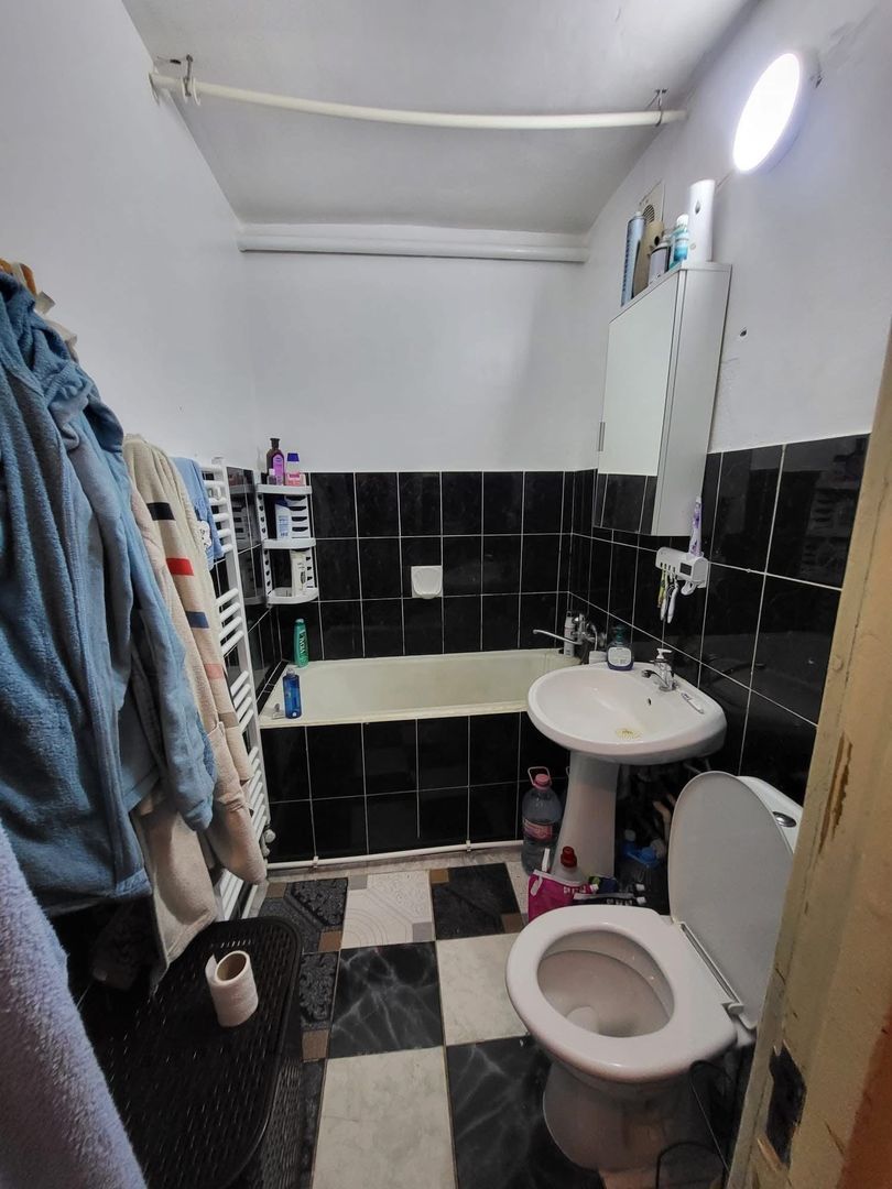 Apartament 3 camere, în Țiglina 3 - foto 4