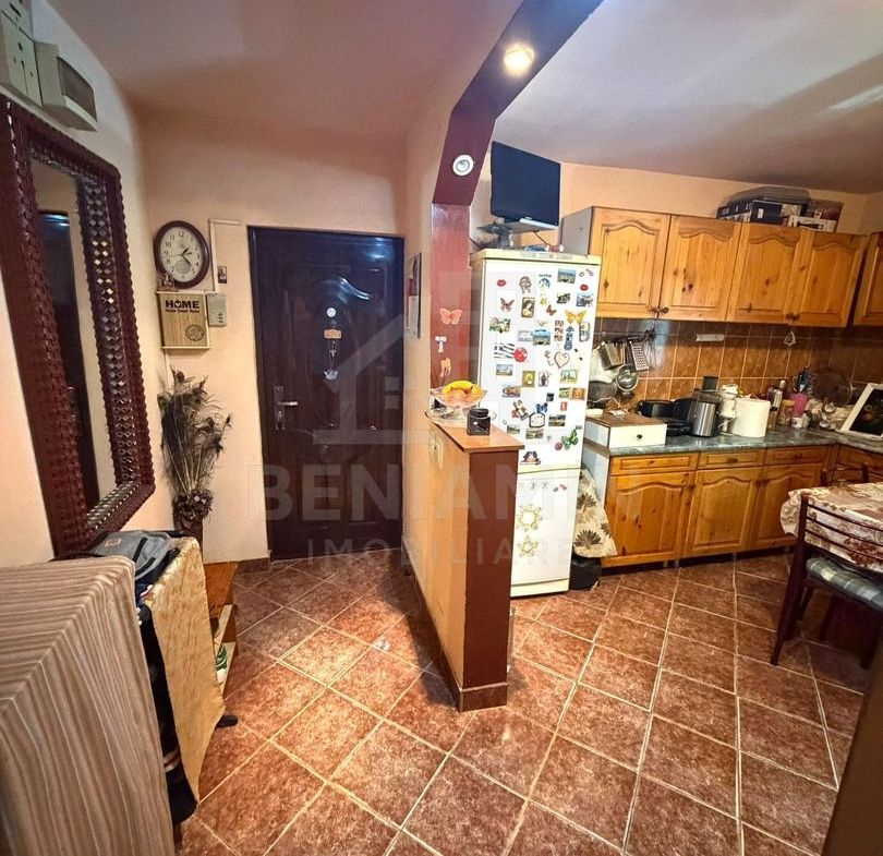 Apartament cu 2 camere la parter cu balcon - Brazda lui Novac 55mp - foto 5