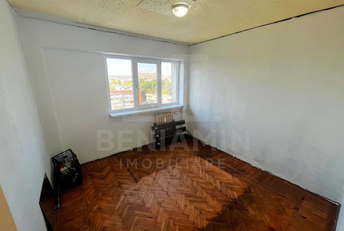 4 Camere-Calea Bucuresti-Rotonda-Spital Neuro-2 Bai-77mp-Liber - foto 4