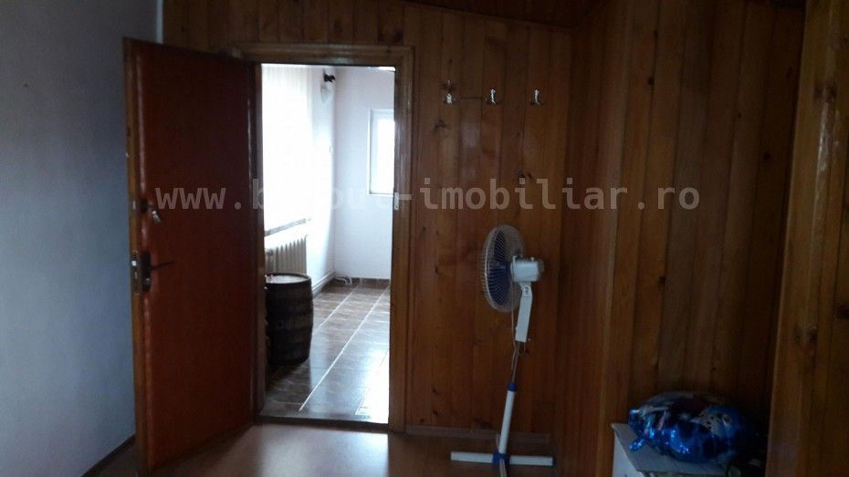 DE ÎNCHIRIAT – 2 CAMERE la MANSARDA - 50 MP | ZONA LIDL BRĂTIANU | 200 €/LUNĂ - foto 2