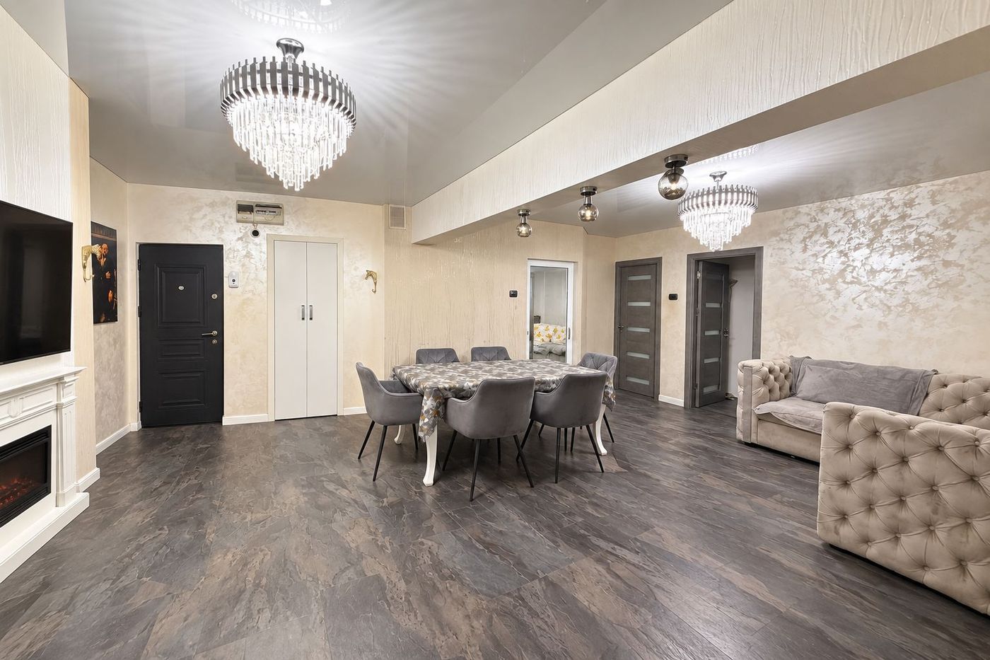 APARTAMENT 3 CAMERE - 80 MP - ACCES ÎN GRĂDINĂ -MAZEPA 1 – PIAȚA ANCORA - foto 2 APARTAMENT 3 CAMERE - 80 MP - ACCES ÎN GRĂDINĂ -MAZEPA 1 – PIAȚA ANCORA - foto 2