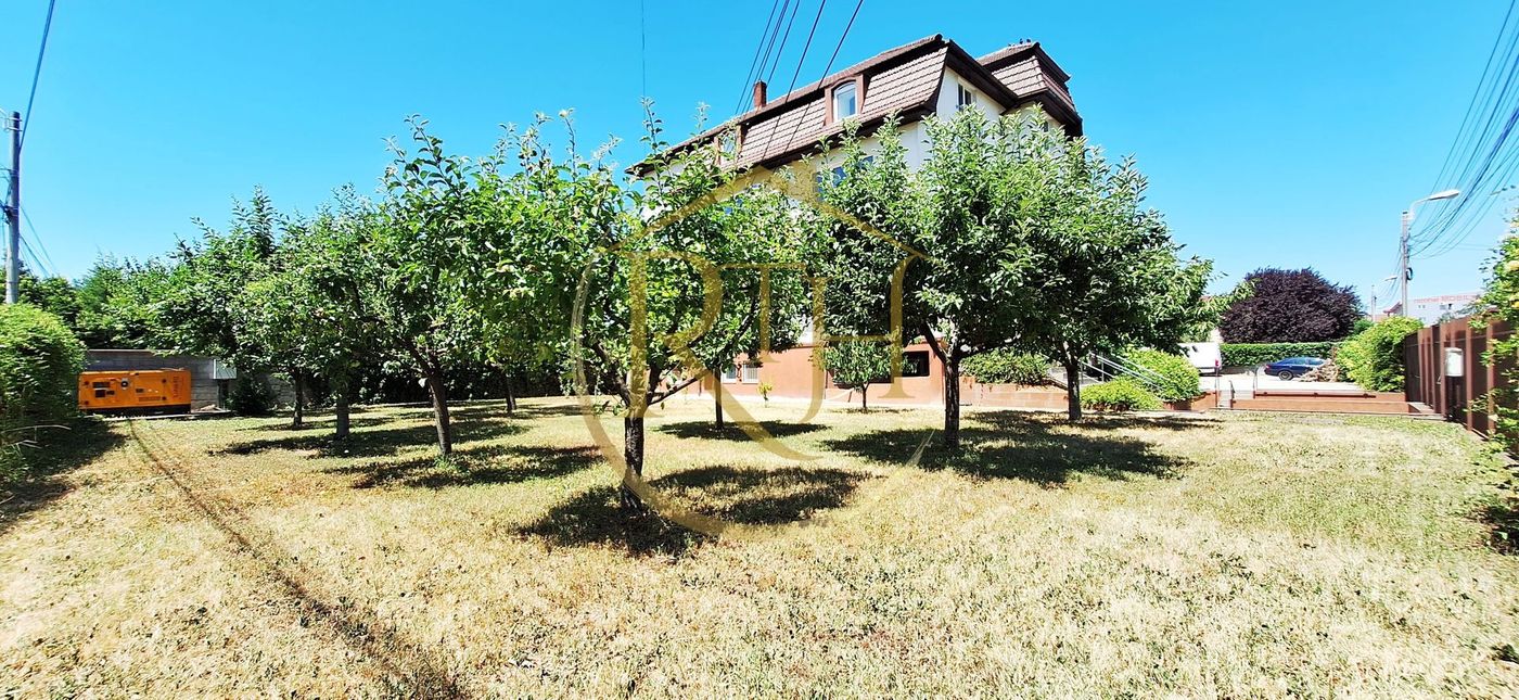 Oferim spre inchiriere, Cladire ideala pentru Clinica, Centru medical etc - foto 5 Oferim spre inchiriere, Cladire ideala pentru Clinica, Centru medical etc - foto 5