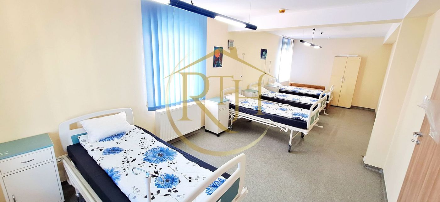 Oferim spre inchiriere, Cladire ideala pentru Clinica, Centru medical etc - foto 6 Oferim spre inchiriere, Cladire ideala pentru Clinica, Centru medical etc - foto 6