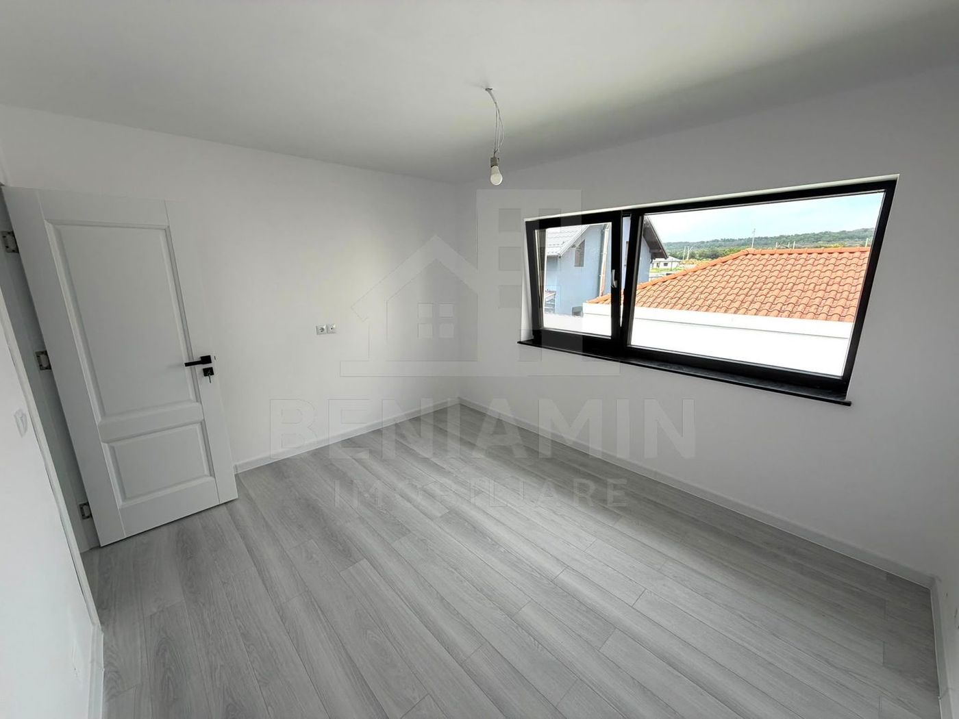 Casa moderna - 4 dormitoare - 2026 - toate utilitatile - Ford - foto 6