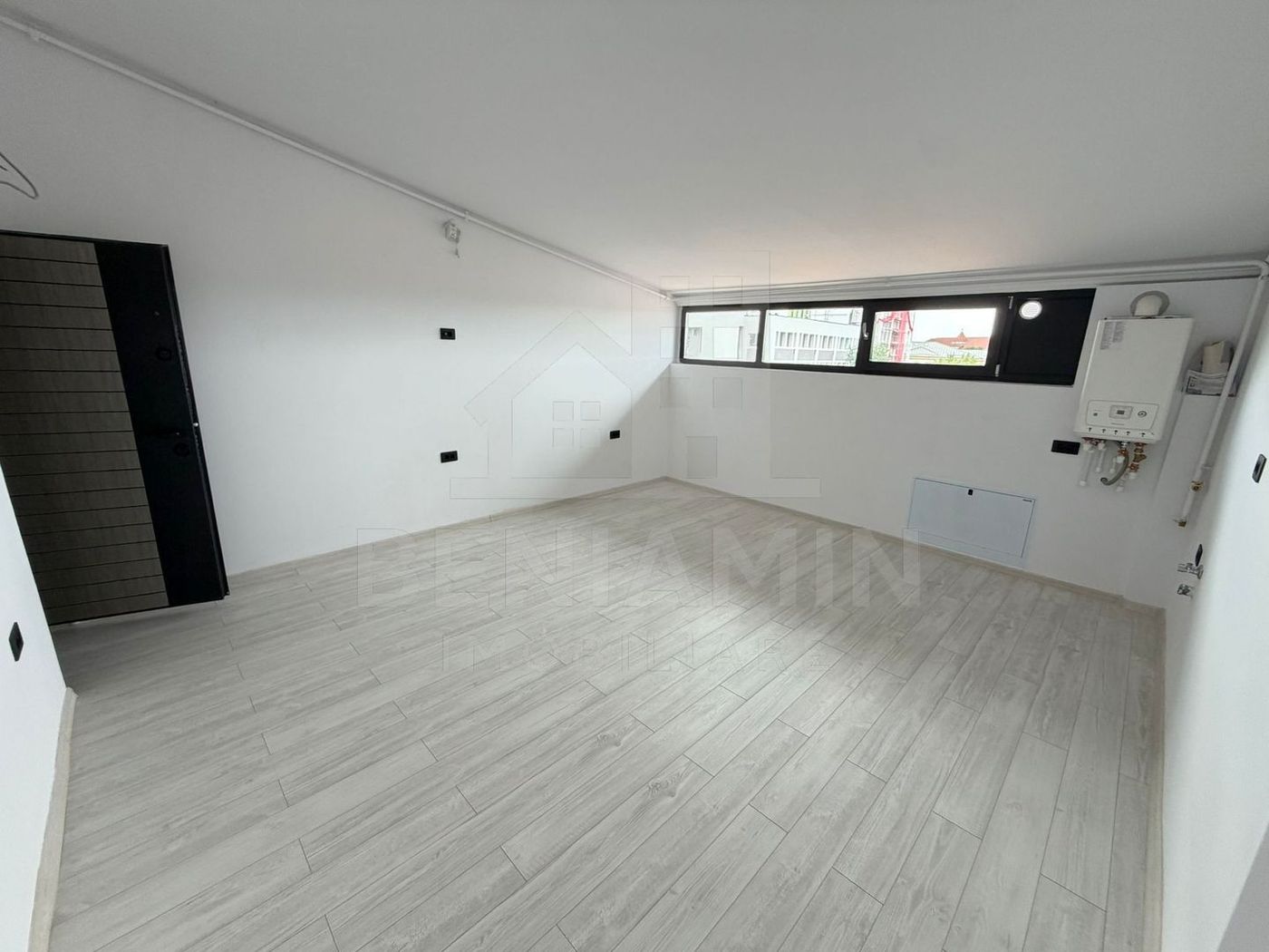 Apartament tip studio-Bloc nou-Incalzire in pardoseala-etaj 3-liber - foto 2
