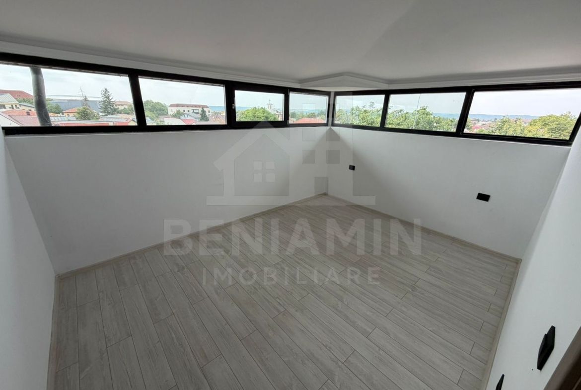 Apartament tip studio-Bloc nou-Incalzire in pardoseala-etaj 3-liber - foto 3