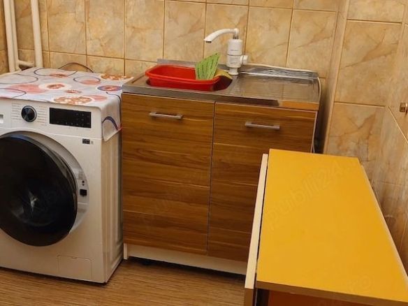 DE inchiriat apartament cu 2 camere, Micro 40, et. 1, 1500 lei - Imagine principala