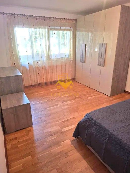 3 camere decomandate, Parcare, Plopilor, Penny, OMV, Zona Arinilor - foto 3