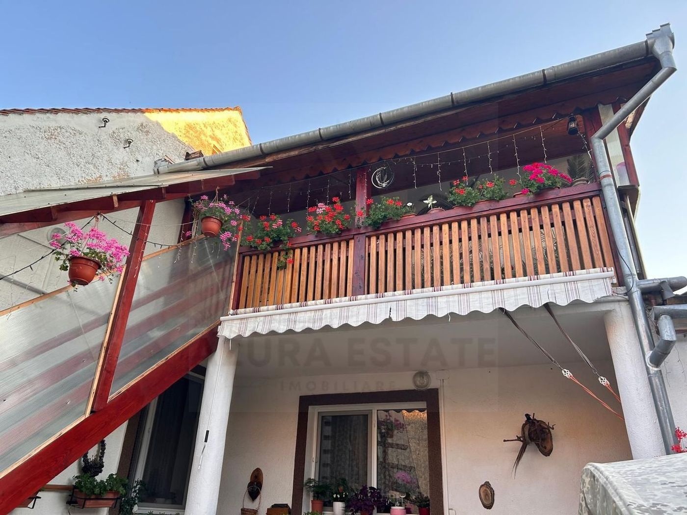 Casa 3 camere 73,73 mp parter 2 pivnite si magazie centru Cisnadie - foto 2