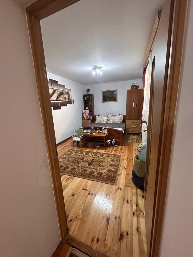 Casa 3 camere 73,73 mp parter 2 pivnite si magazie centru Cisnadie - foto 5
