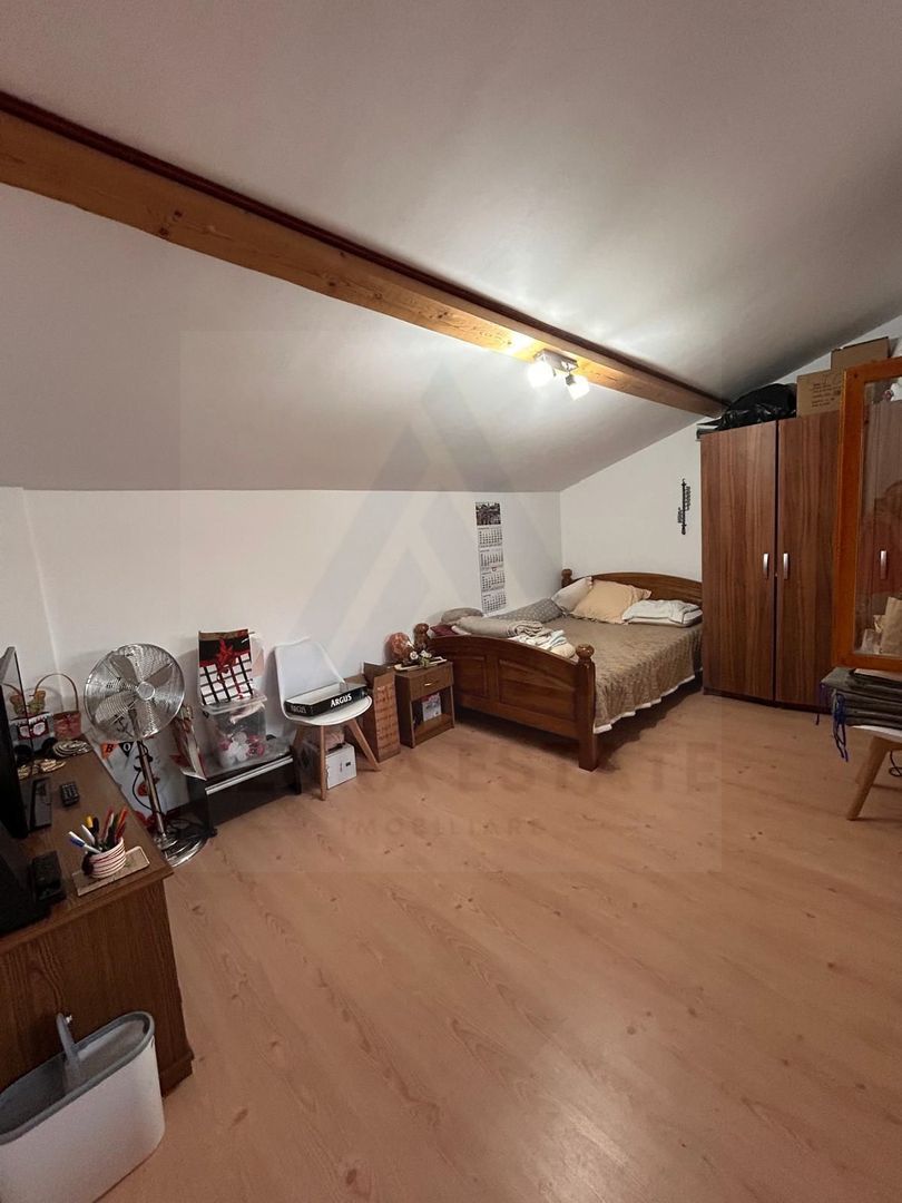 Casa 3 camere 73,73 mp parter 2 pivnite si magazie centru Cisnadie - foto 8