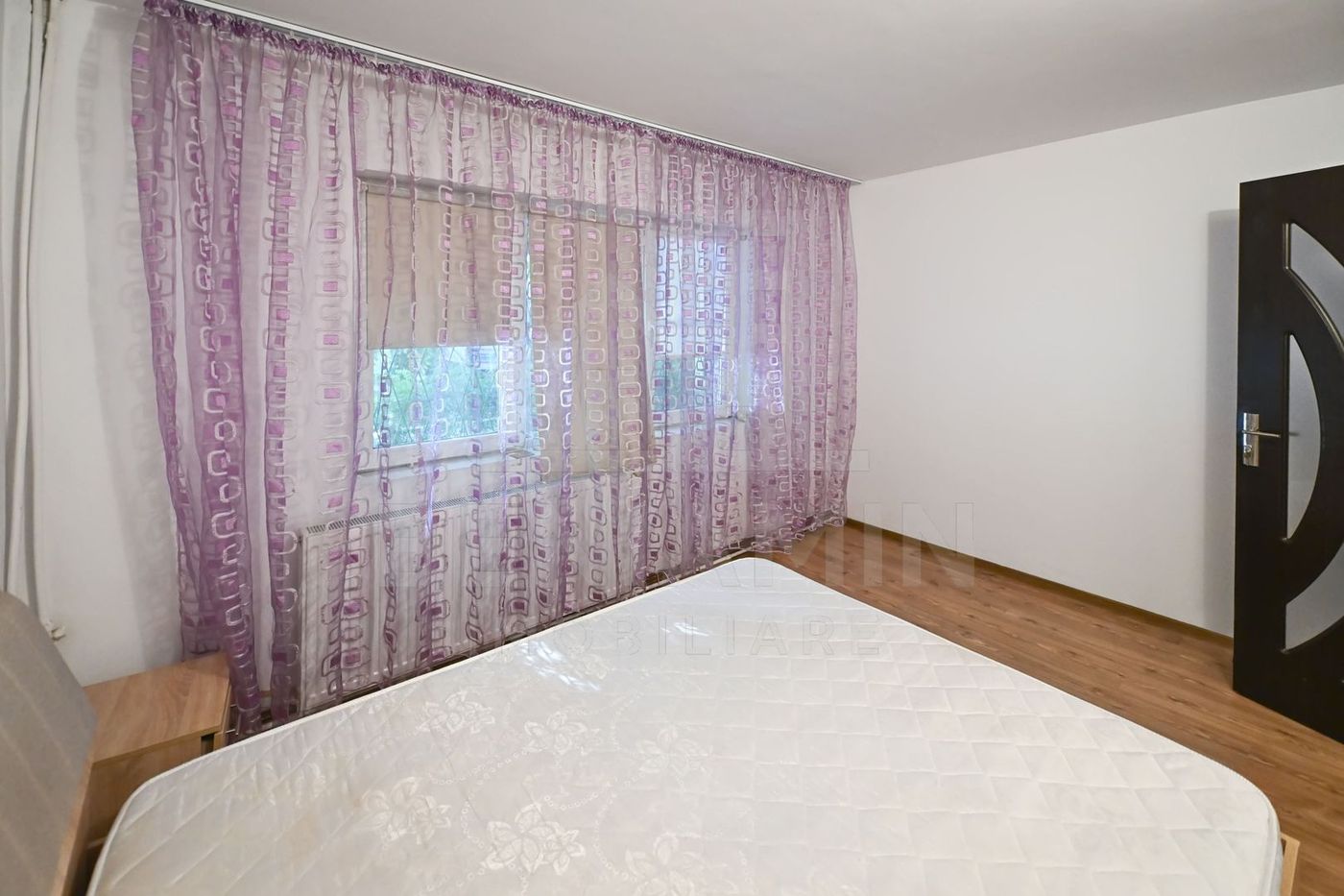 Apartament 2 camere-Rovine-parter-centrala proprie-54mp - foto 4