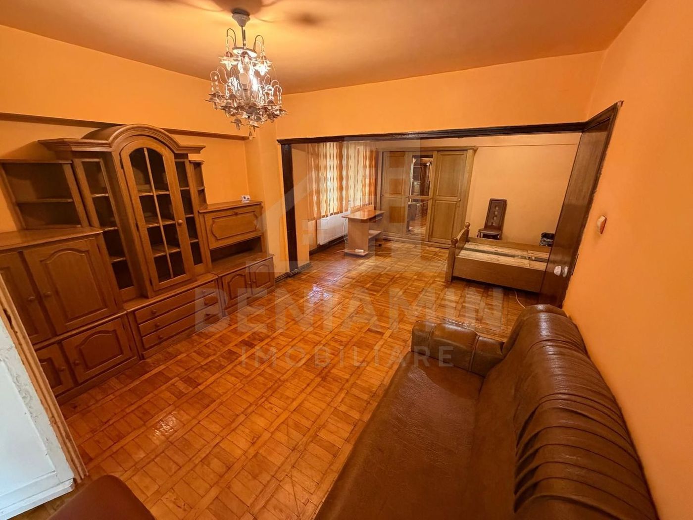 Apartament 3 camere decomandat cu 2 bai - Lapus - - Imagine principala