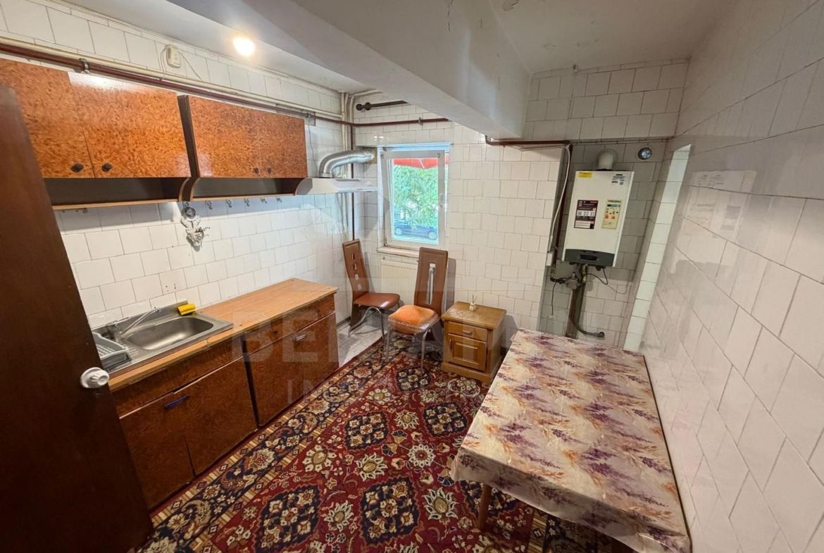 Apartament 3 camere decomandat cu 2 bai - Lapus - - foto 4