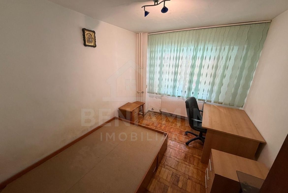 Apartament 3 camere decomandat cu 2 bai - Lapus - - foto 5