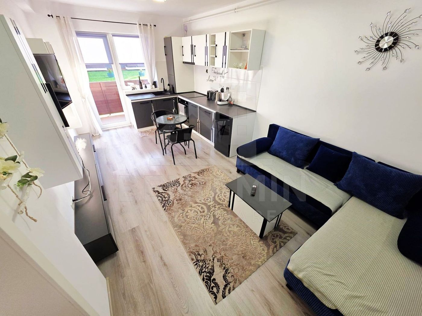 Studio-Modern-Parter-46mp-Centrala Termica-Mobilat-Utilat-Sanpetru-BV - Imagine principala