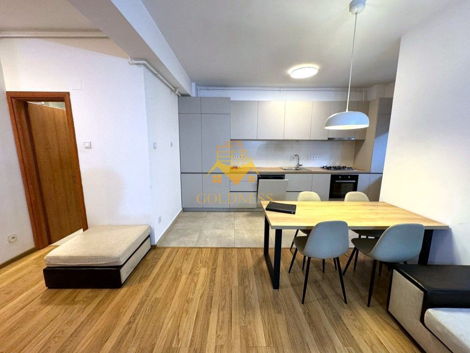 2 camere, Andrei Muresanu, Grand Hotel Italia, Trifoiului, Parcare - foto 3
