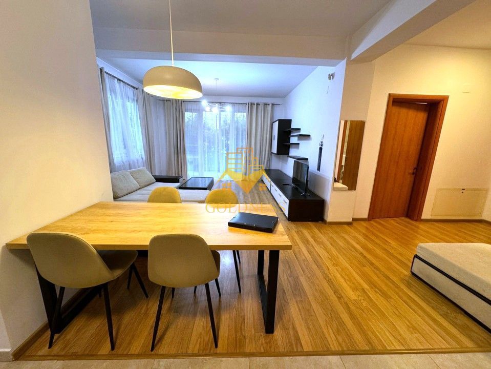 2 camere, Andrei Muresanu, Grand Hotel Italia, Trifoiului, Parcare - foto 4