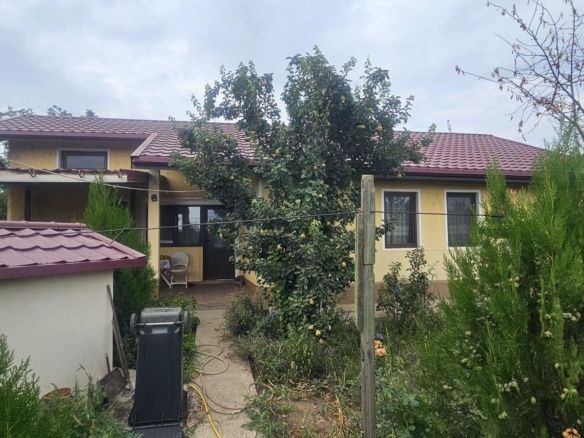Casa Vânători, 140 mp, teren 1550 mp, toate utilitățile - foto 2