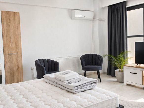 De inchiriat studio ultracentral, etaj 2, 400 euro - Imagine principala