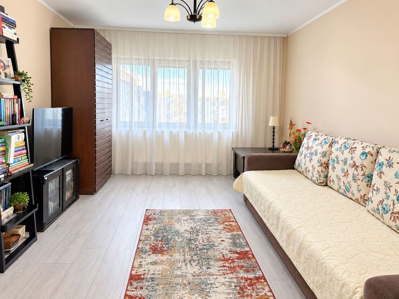 De vanzare apartament cu 2 camere, Siderurgistilor Vest, et. 4, 68.000 euro - Imagine principala