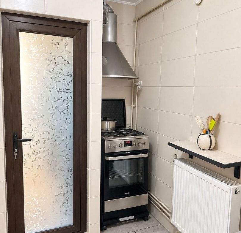 De vanzare apartament cu 2 camere, Siderurgistilor Vest, et. 4, 68.000 euro - foto 2