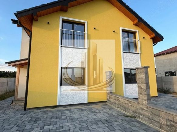 Duplex 81 MP | 4 Camere | Teren 270 MP | Moșnița Veche - Imagine principala