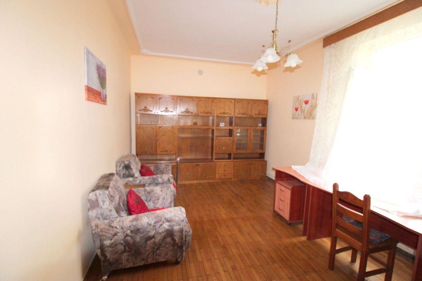 De inchiriat apartament cu 2 camere Gradina Publica et. 4, 300 euro - foto 2
