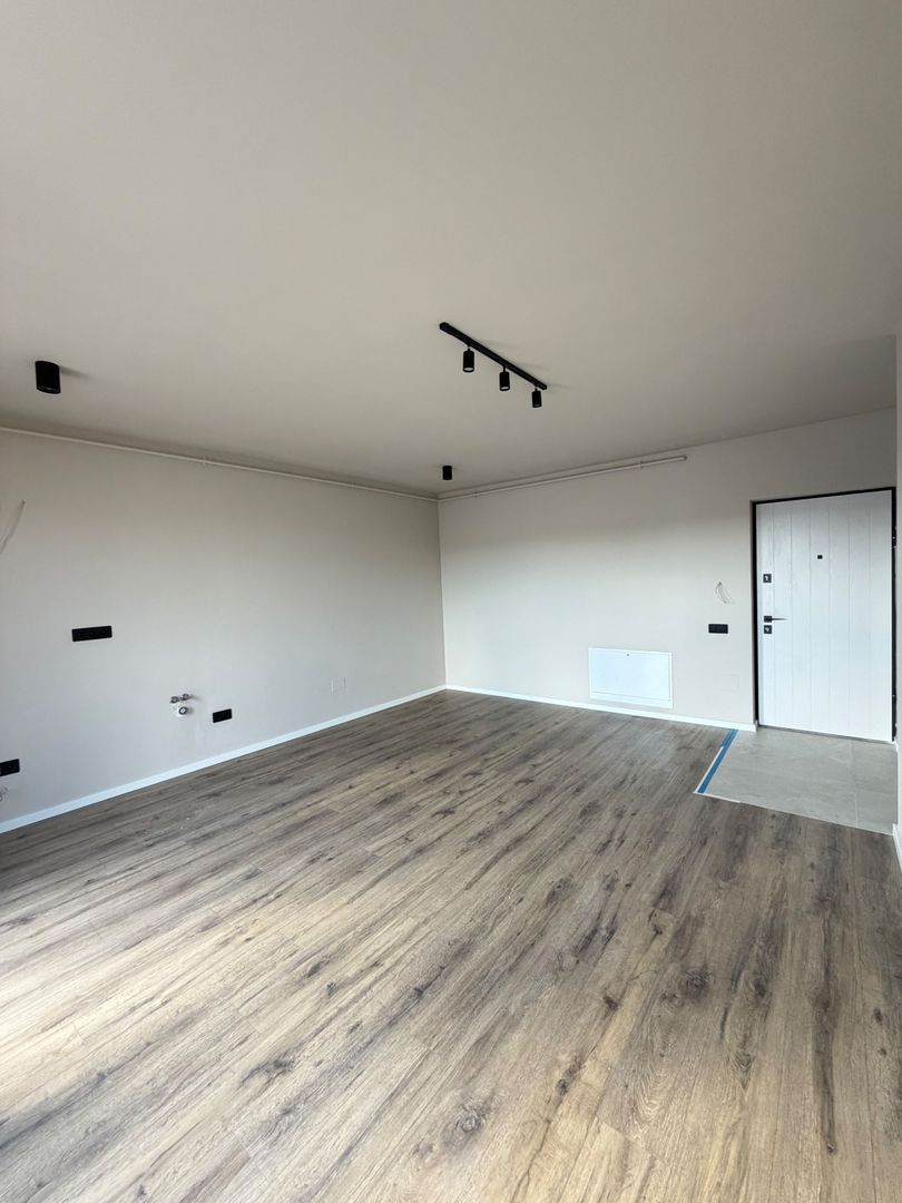 Apartament 2 camere, terasa, etaj intermediar, garaj, Eroilor - foto 4