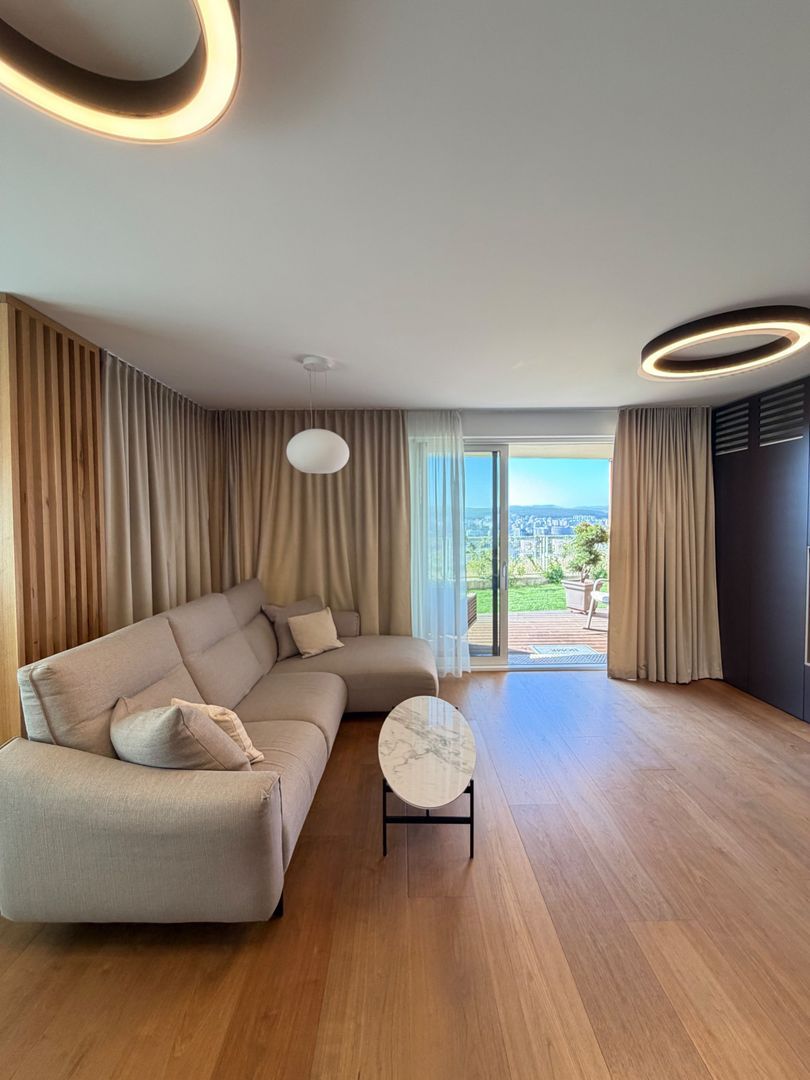 Apartament PREMIUM cu curte, terasă și lift cu acces direct în living - foto 3