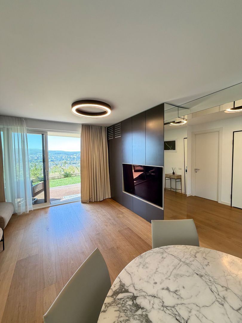 Apartament PREMIUM cu curte, terasă și lift cu acces direct în living - foto 4