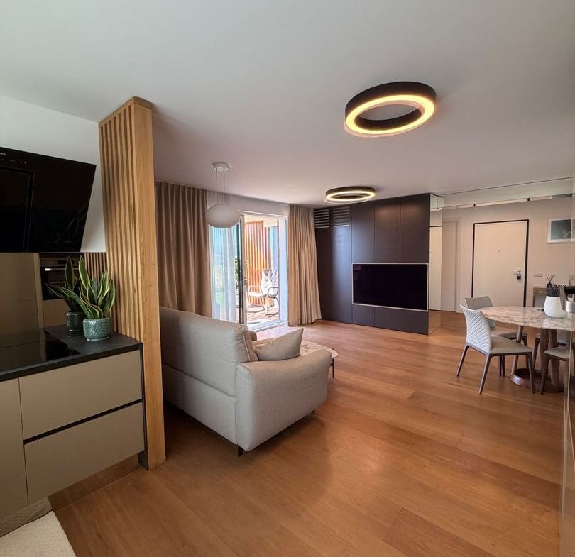 Apartament PREMIUM cu curte, terasă și lift cu acces direct în living - foto 5
